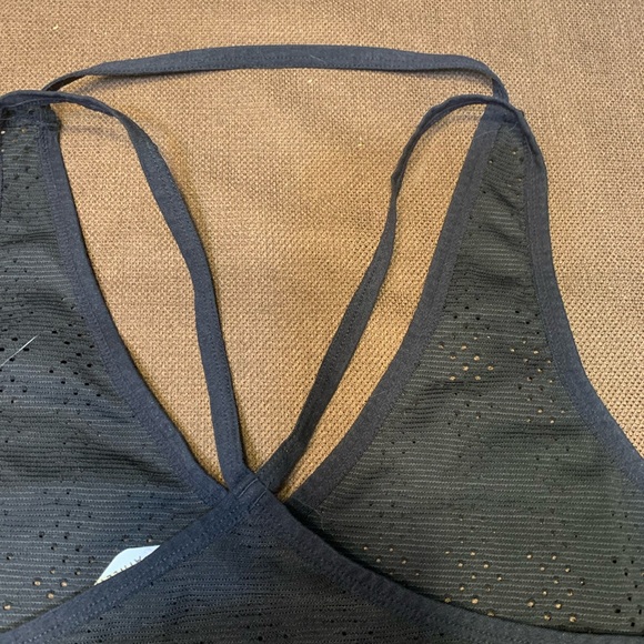 Athleta workout tank size large - Picture 4 of 4
